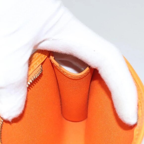 LOUIS VUITTON Epi Pouch Orange Mandarin LV Auth 115631 - Picture 12 of 16